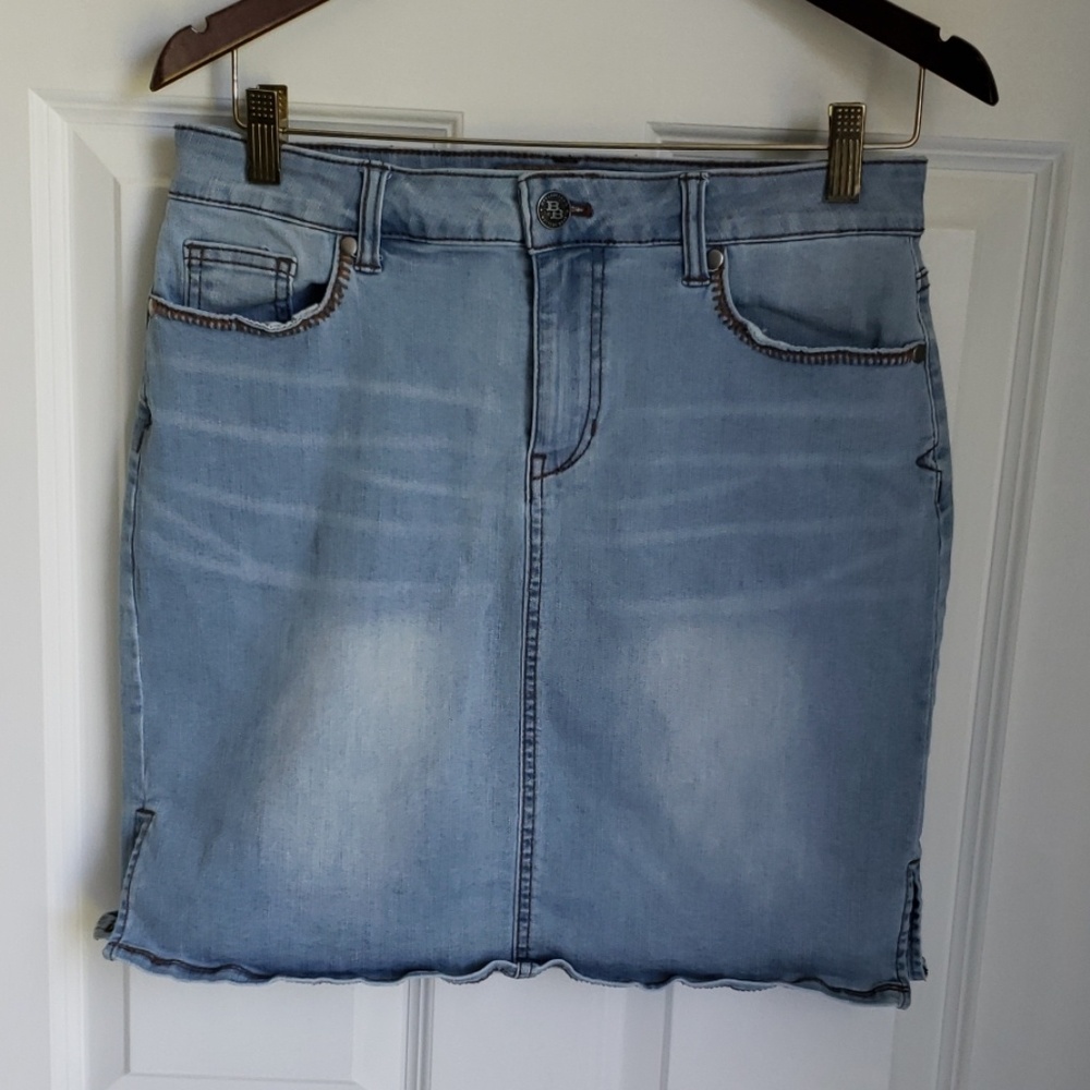 Denim skirt
